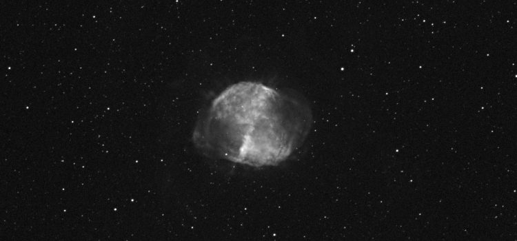 La nébuleuse planétaire de l’Haltère M27 (ou Dumbbell) La nébuleuse planétaire de l’Haltère M27 (ou Dumbbell)